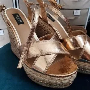 River island sales rose gold wedges